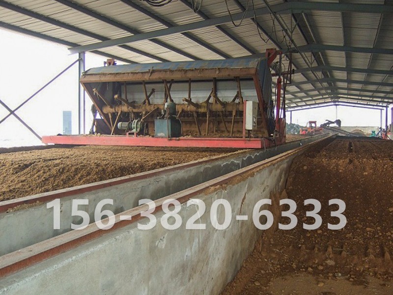 有機(jī)肥發(fā)酵翻拋圓盤造?，F(xiàn)場